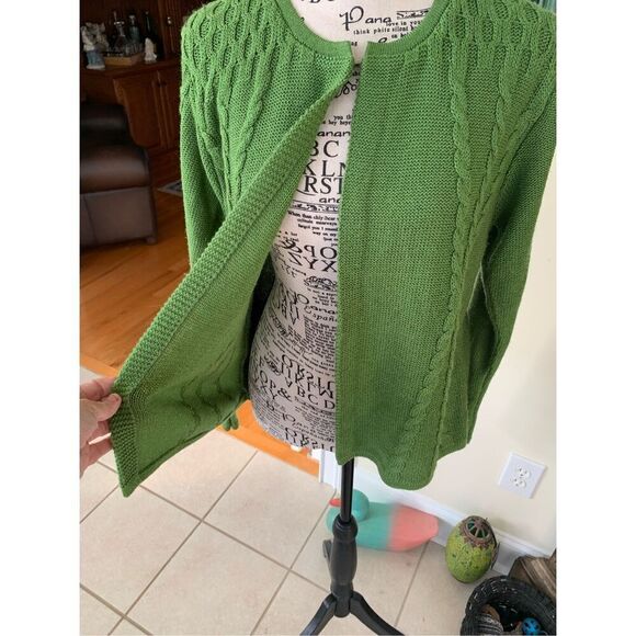 Authentic Dylani Knitwear Sweater - Picture 7 of 10